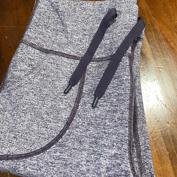 LULULEMON PURPLE HEATHER HIGH WAISTED JOGGERS🖤 - Picture 13 of 13